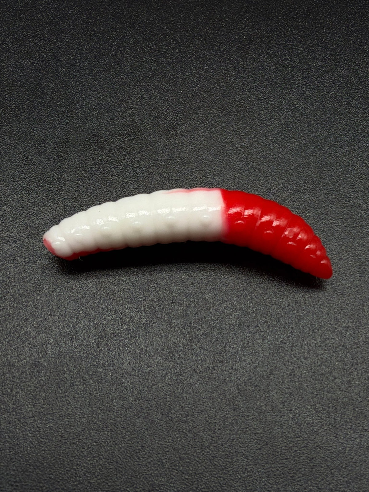 Larva Grub 40mm color: (001+010) 9 pcs/pack - Harmony Baits