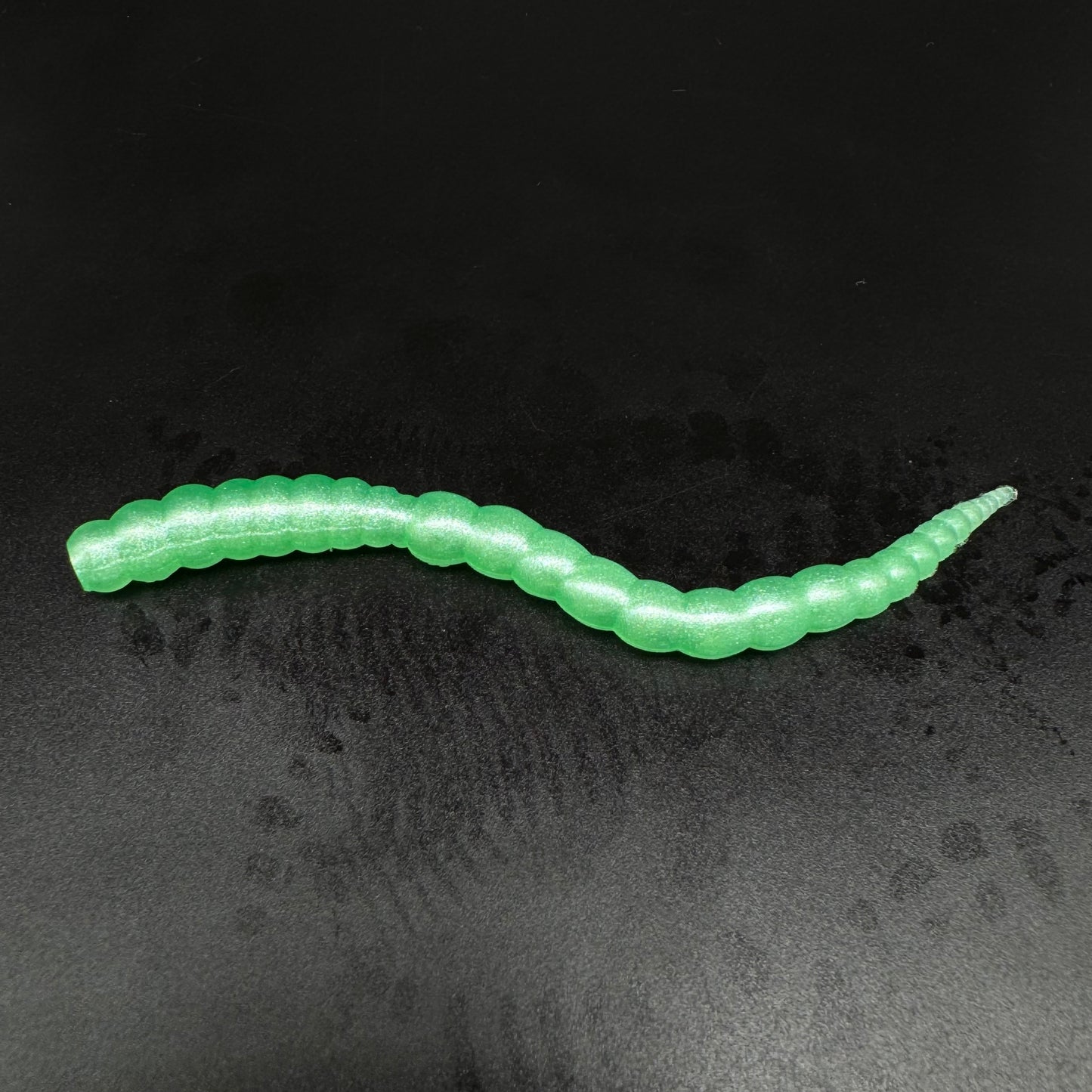 CutWorm (color:Green Pearl)