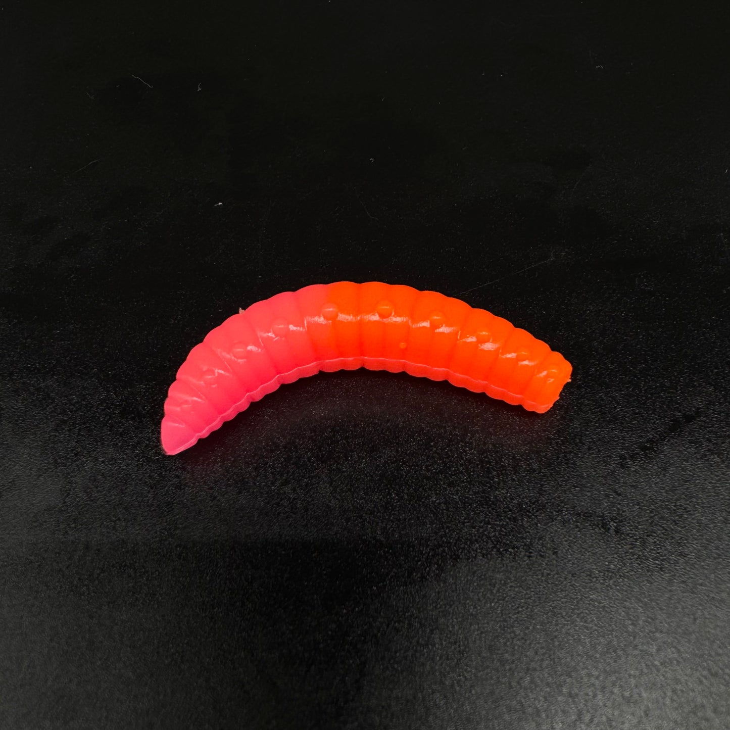 Larva Grub 40mm (Orange UV+Pink Limite UV)
