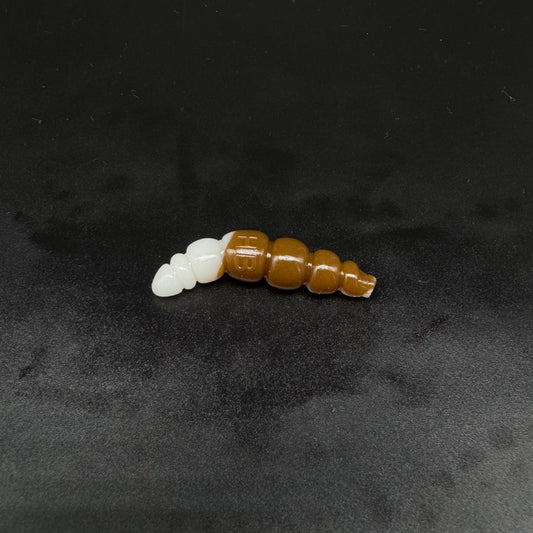 Larva Apod 37mm (color:GreenPumkin+Chartreuse UV)