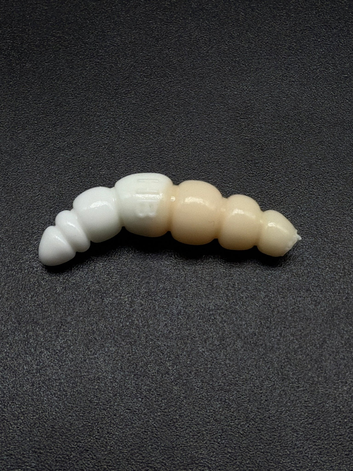Larva Apod 30mm color: (002+001) 11 pcs/pack - Harmony Baits