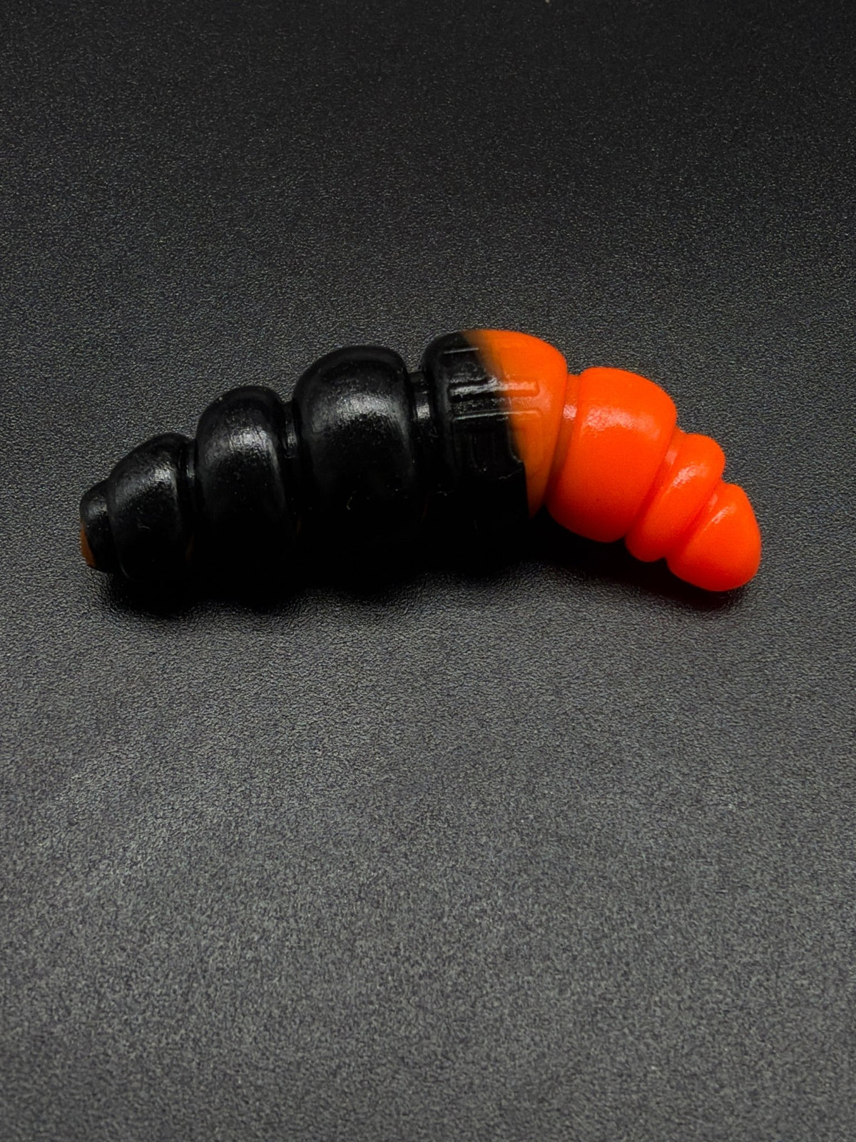 Larva Apod FAT 40mm color: (027+006 UV) 7 pcs/pack - Harmony Baits